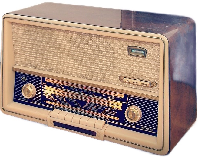 Vintage Tube Radio