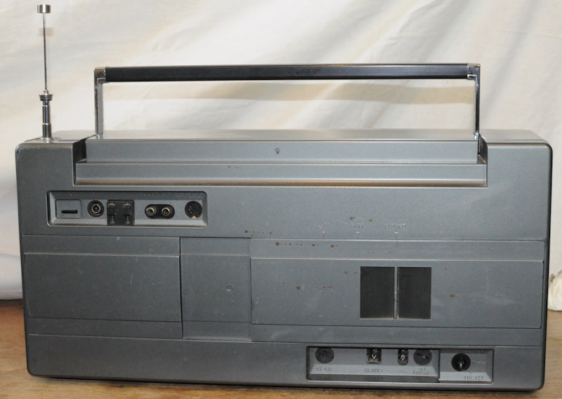 198-grundig5.jpg