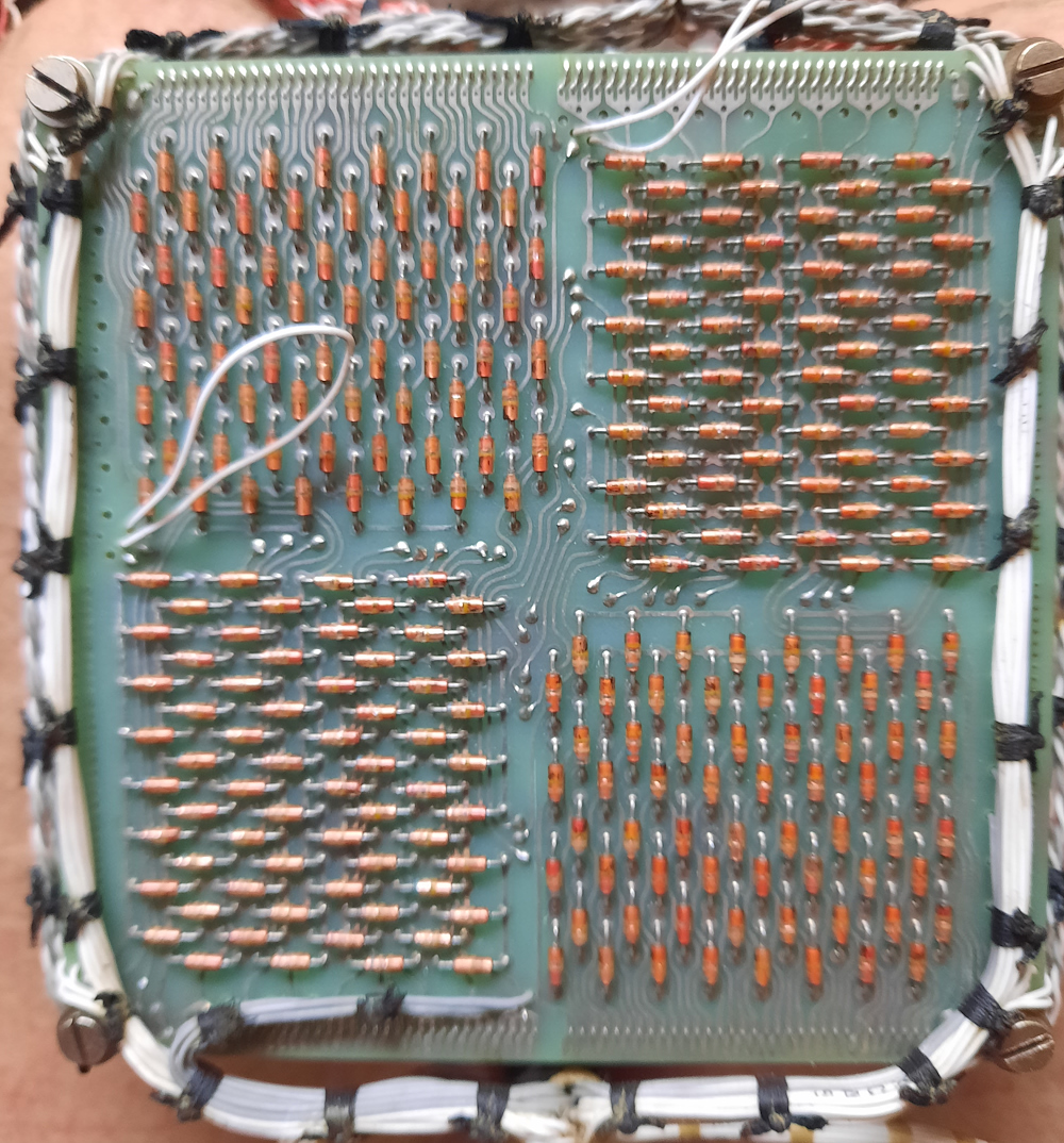 Matrix dioden