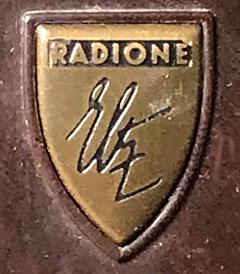 Radione Schriftzug