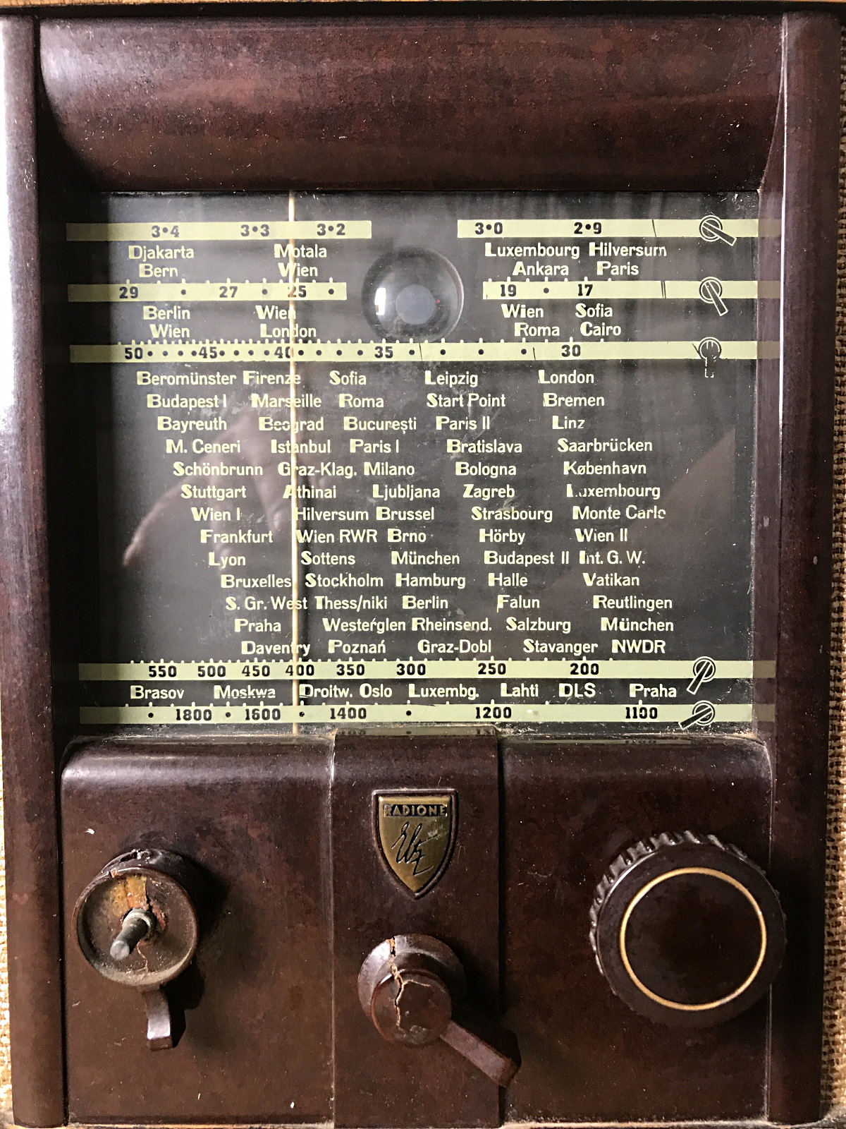 Radione 452U Skala mit Frontrahmen