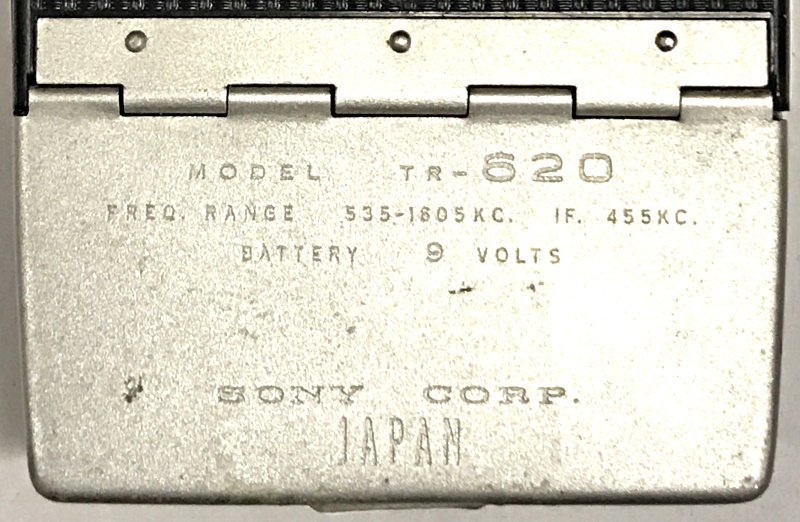 Sony TR-620 Typenschild